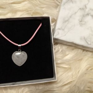 Women's Fantasy Jewelry Quartz Heart Necklace